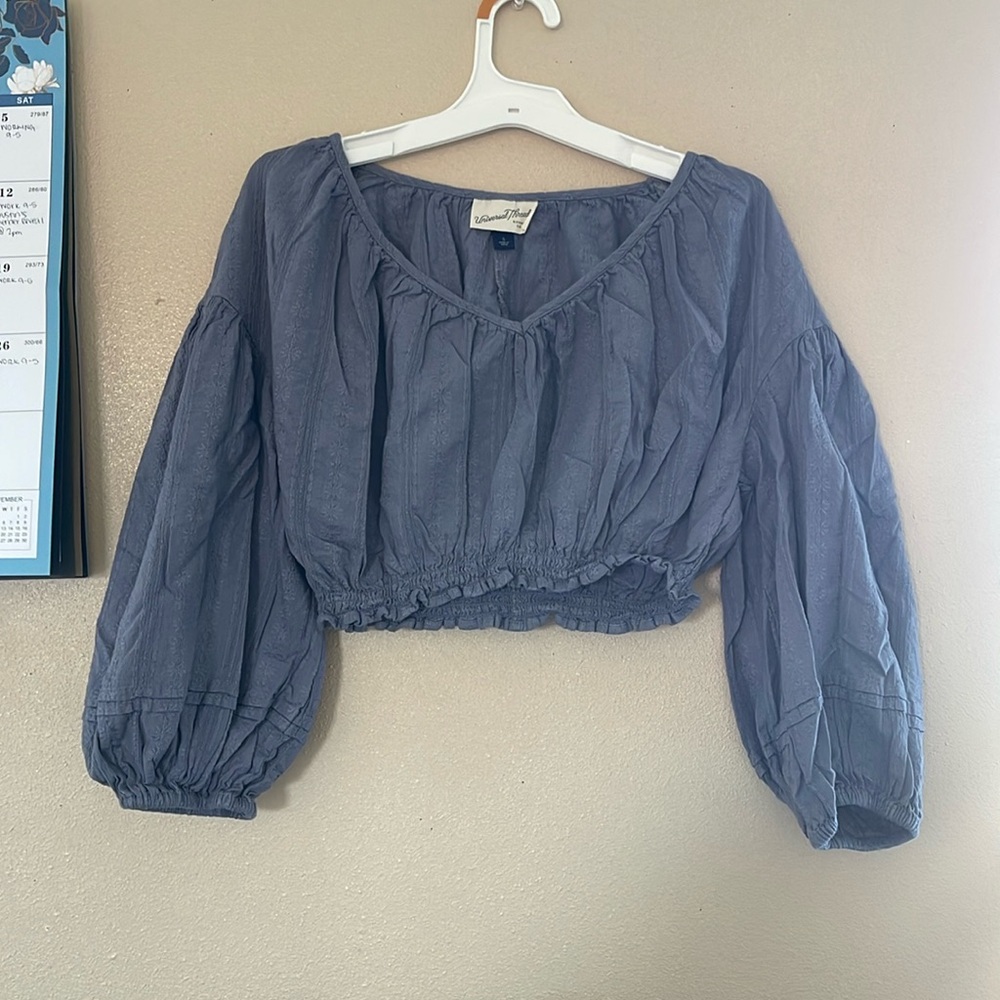 Brand new Blue Universal Thread Embroidered puff sleeve crop top
